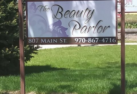 Beauty Parlor, beauty salon in Fort Morgan, CO